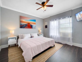 Modern Westshore Apartment